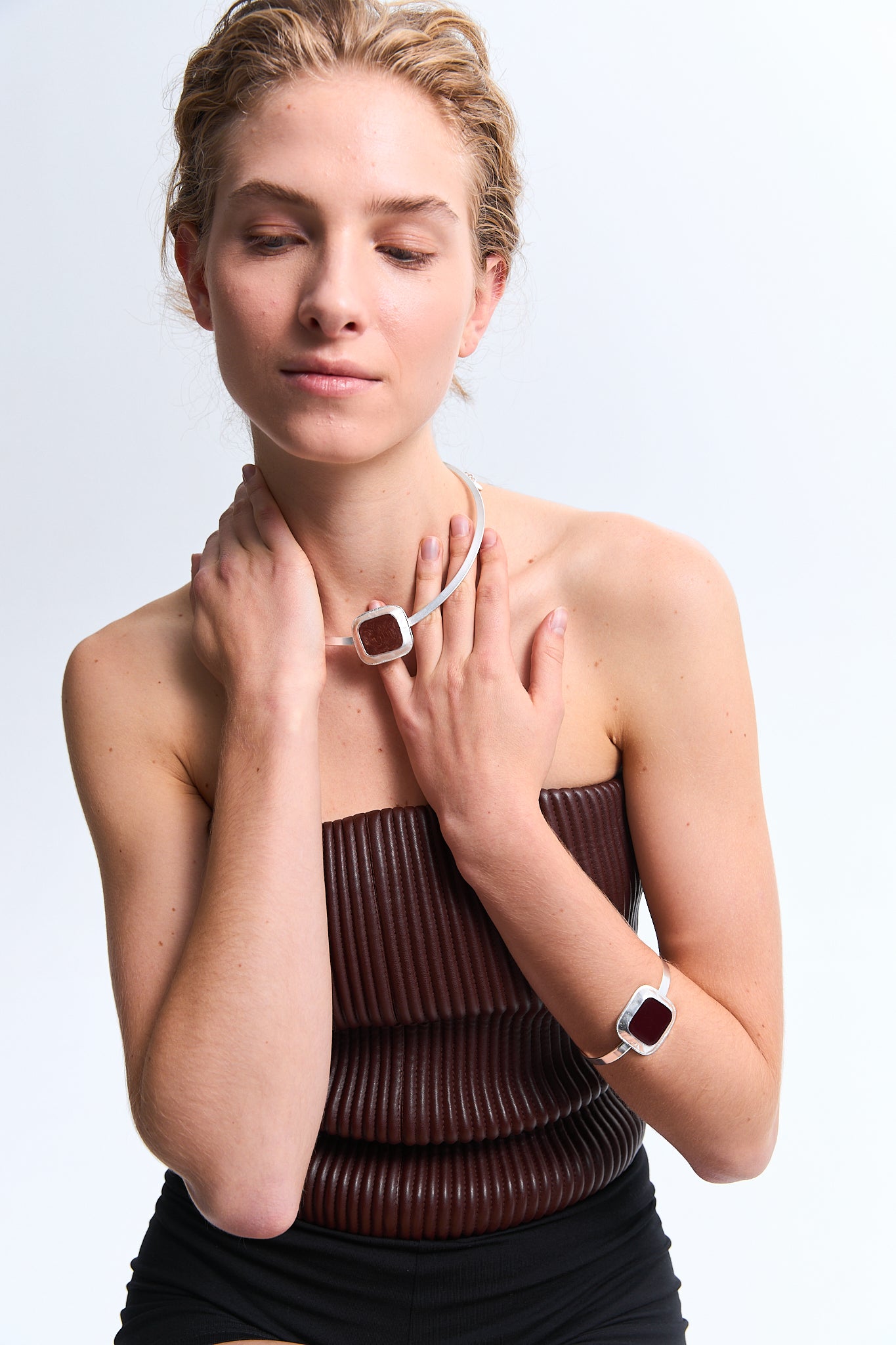 Чокер Chestnut NEW